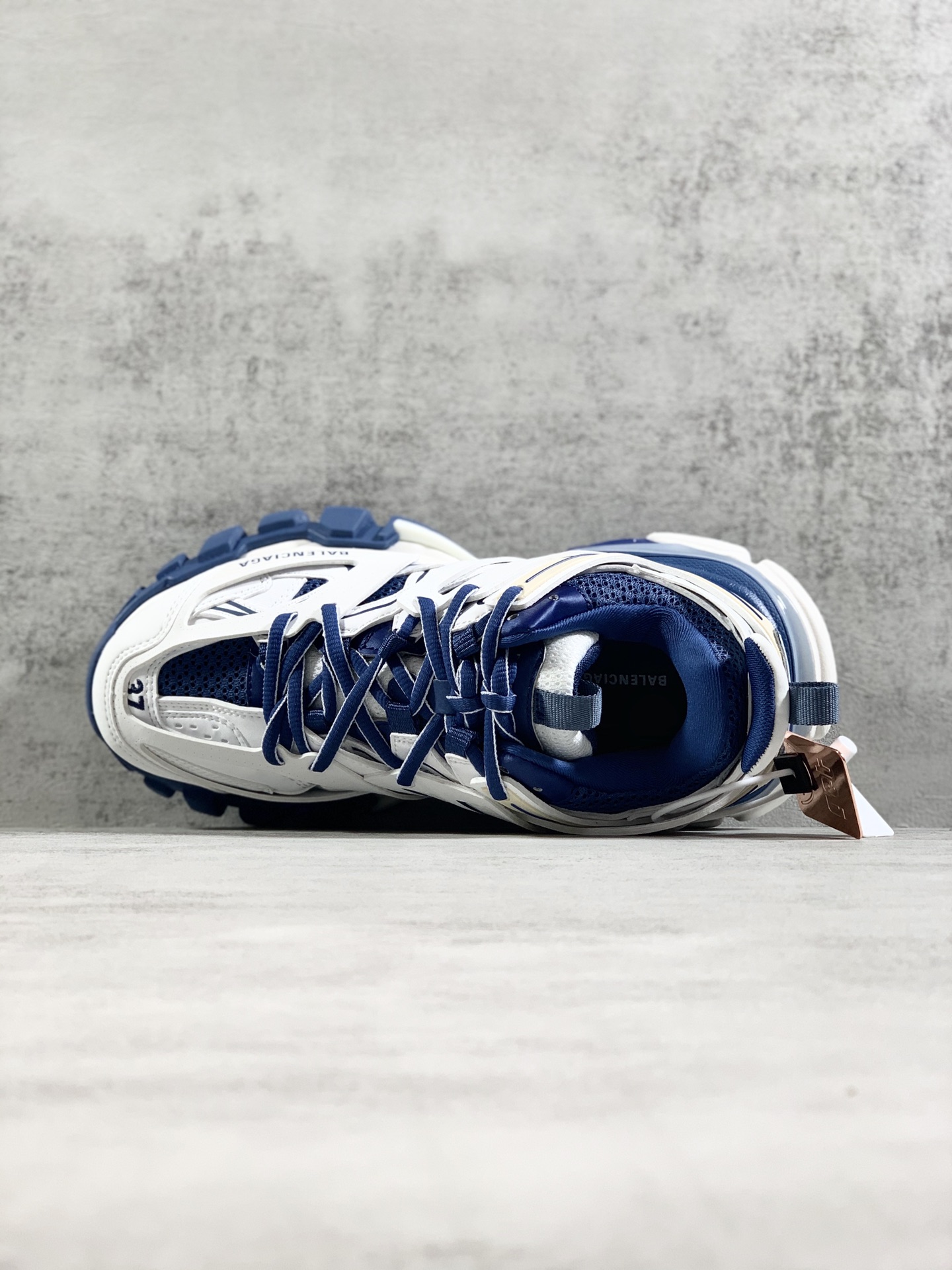 Basic Shoes M-l-s