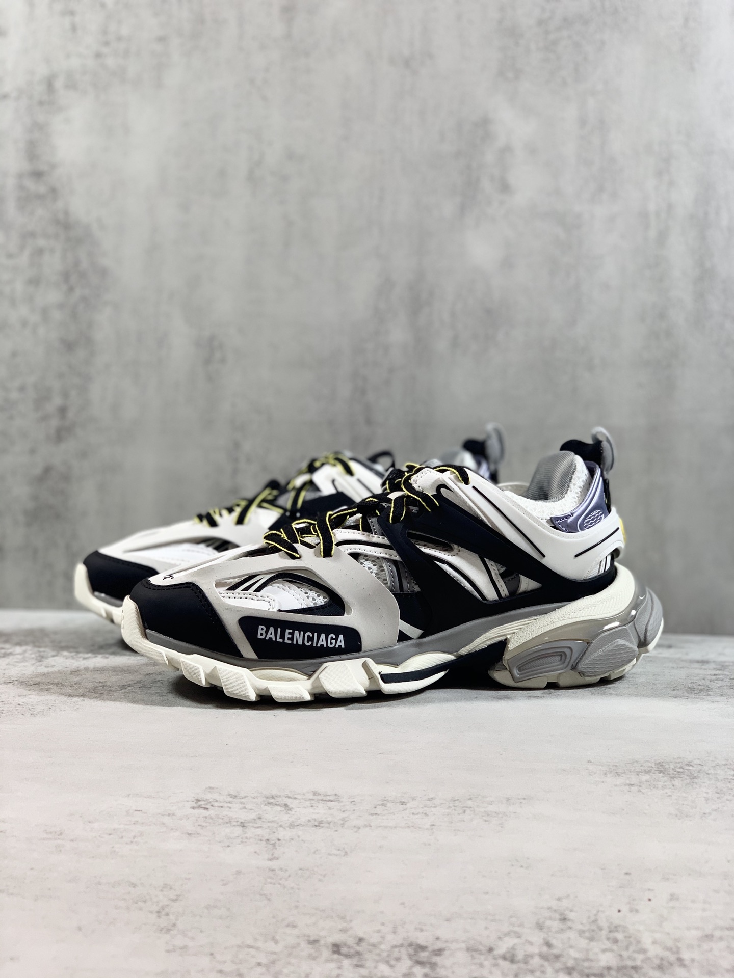 Basic Shoes M-l-s