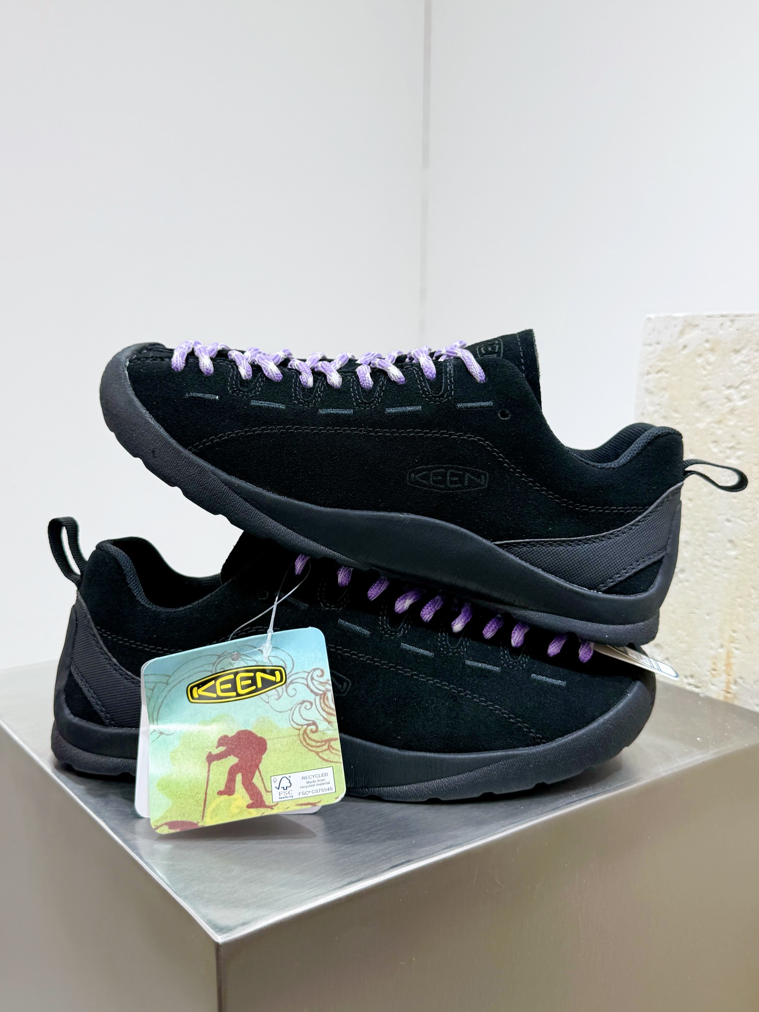 Male Sandals S