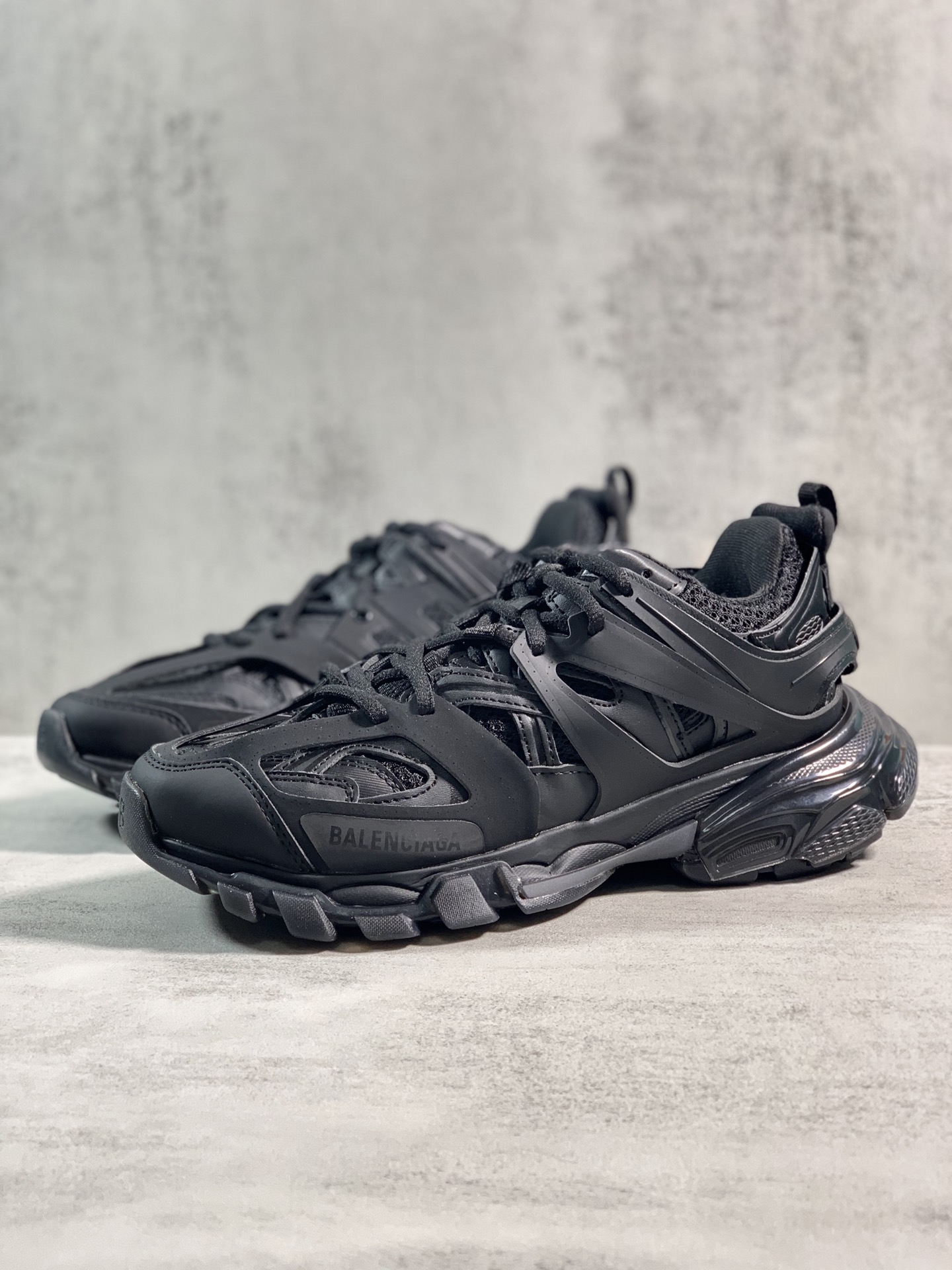 Basic Shoes M-l-s