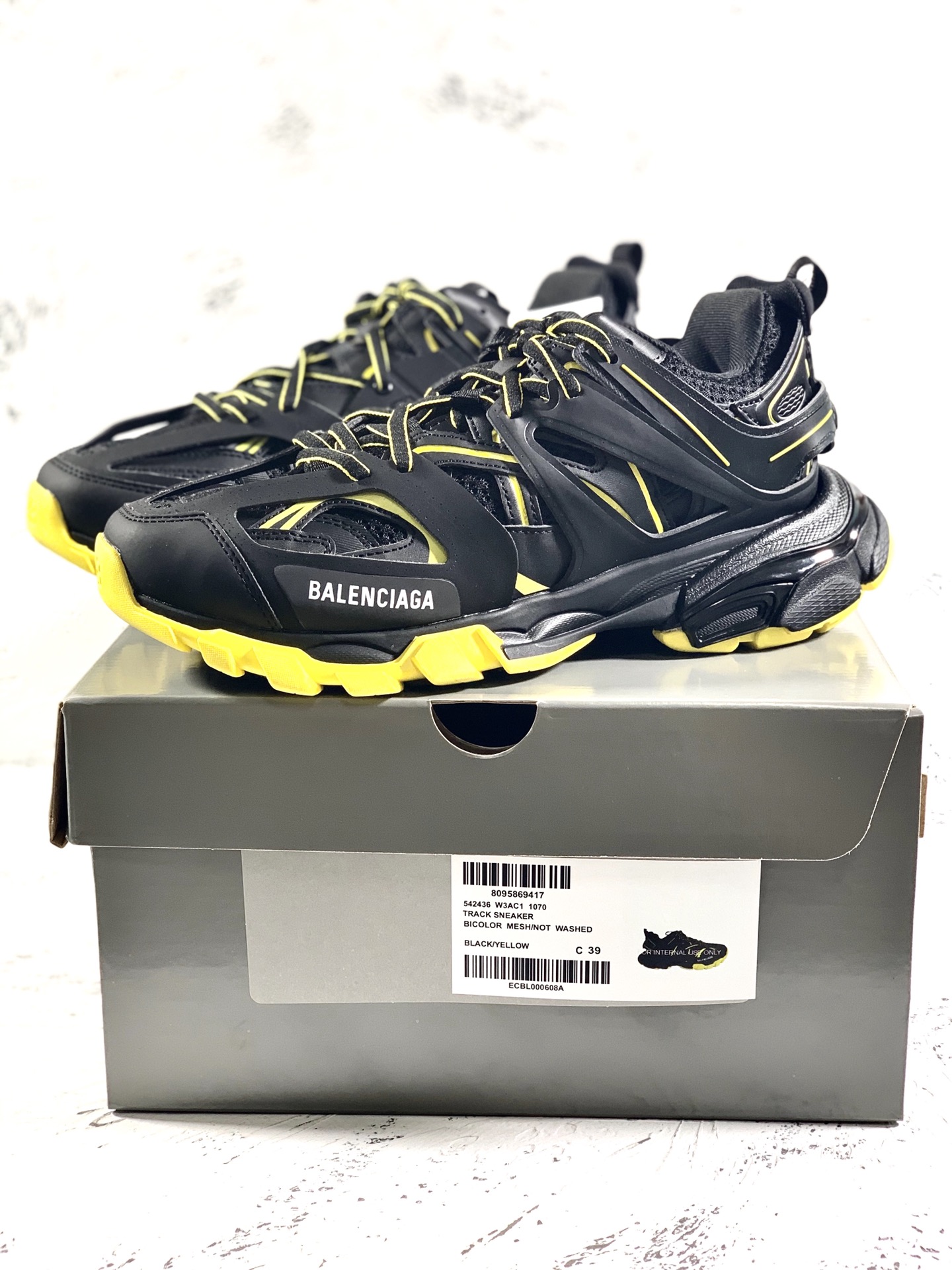 Basic Shoes M-l-s