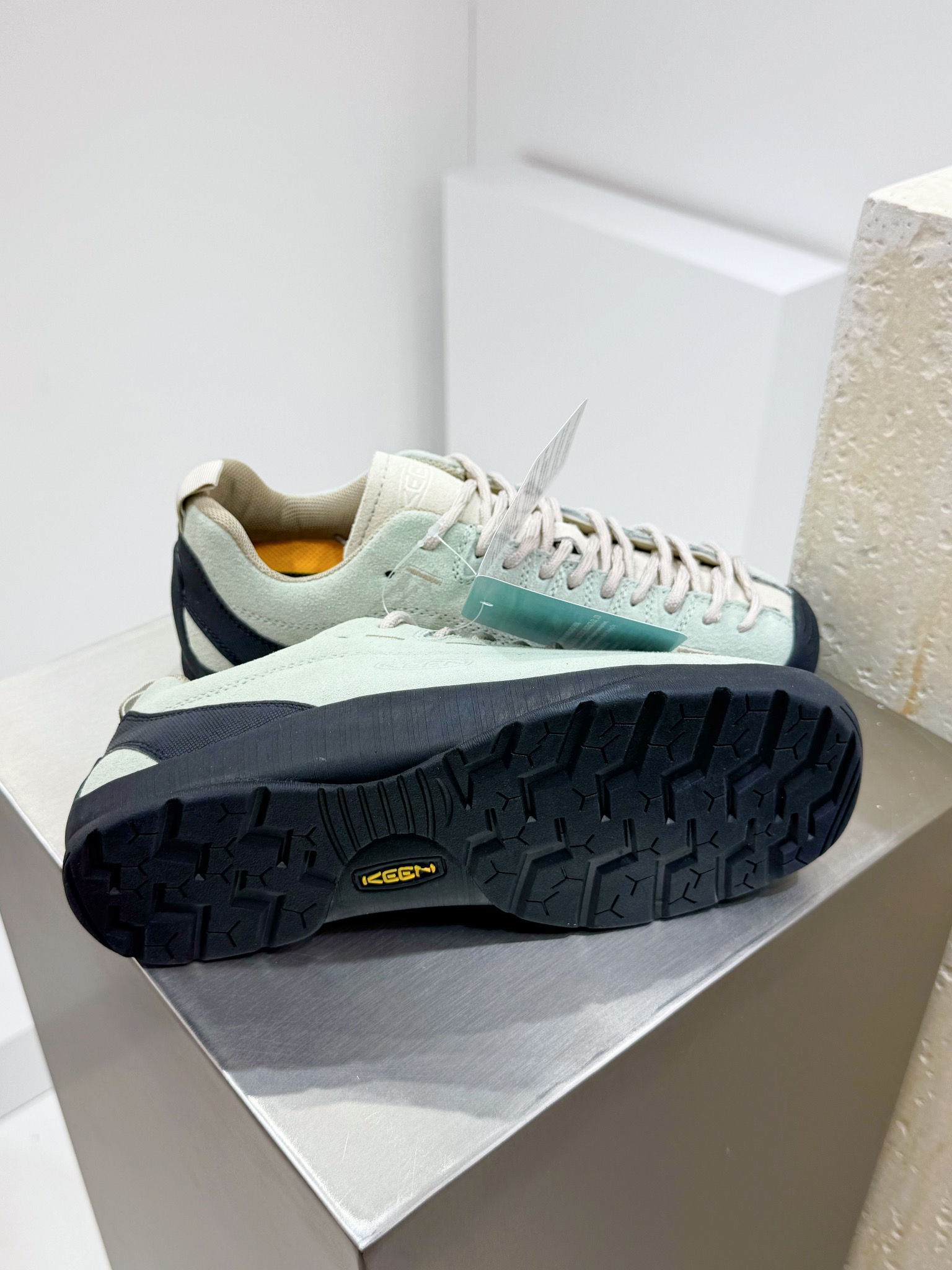 Male Sandals S