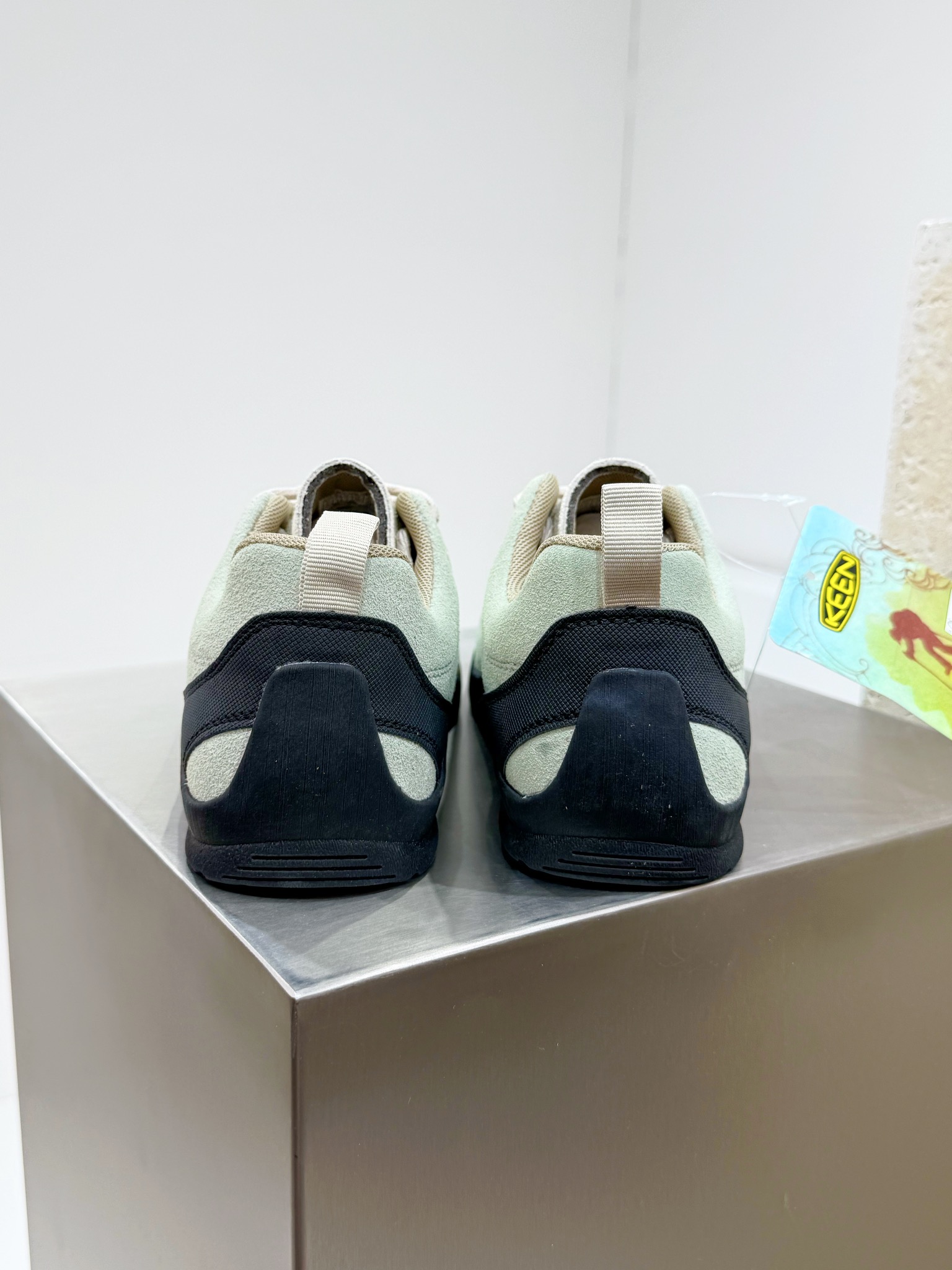 Male Sandals S