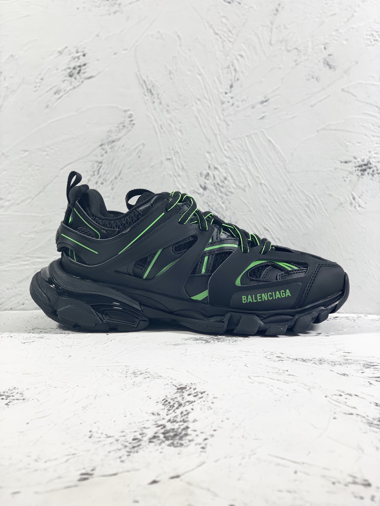 Basic Shoes M-l-s
