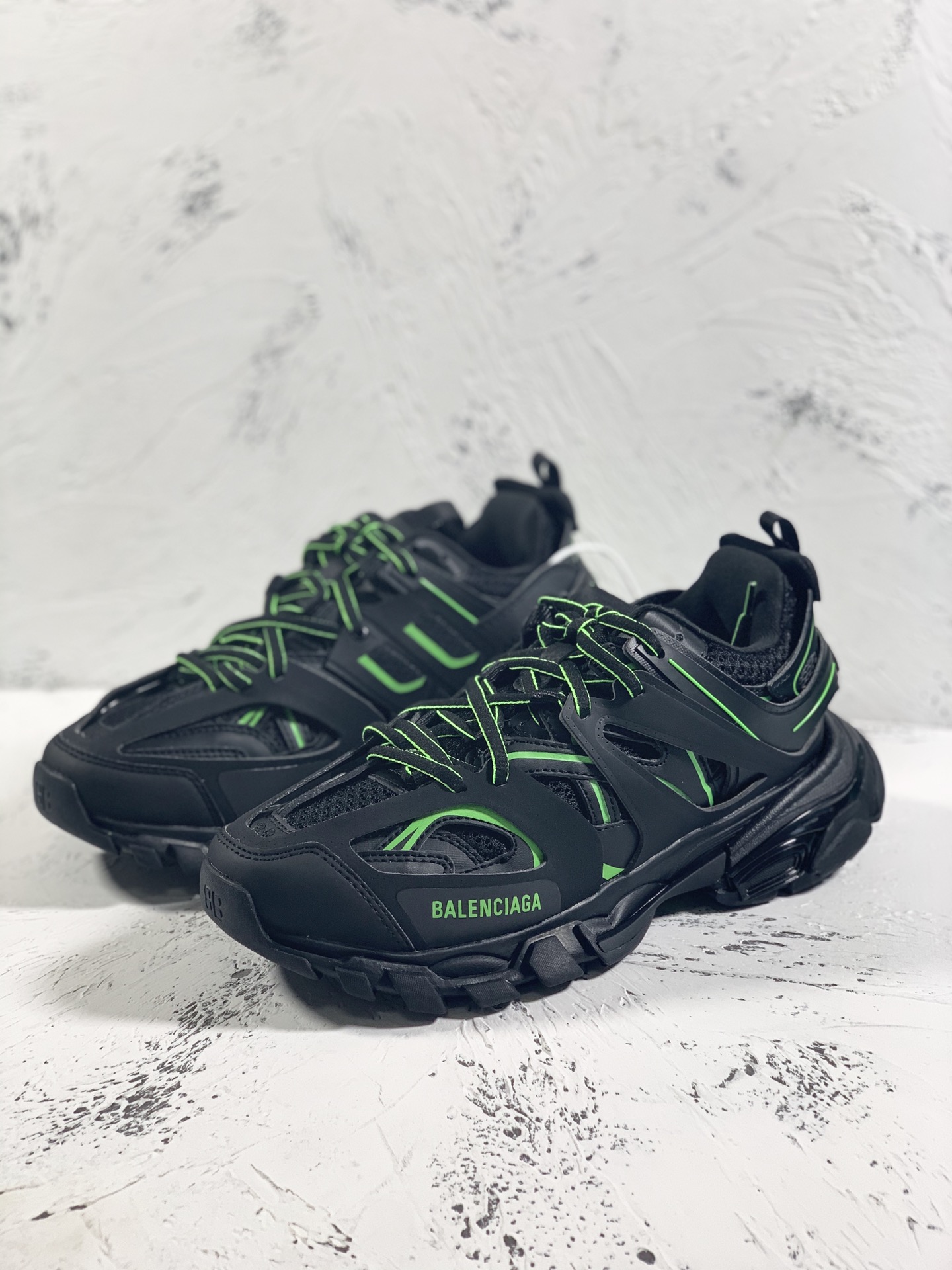 Basic Shoes M-l-s