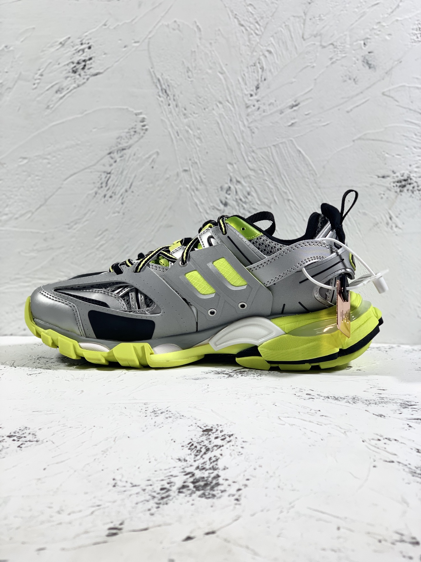 Basic Shoes M-l-s