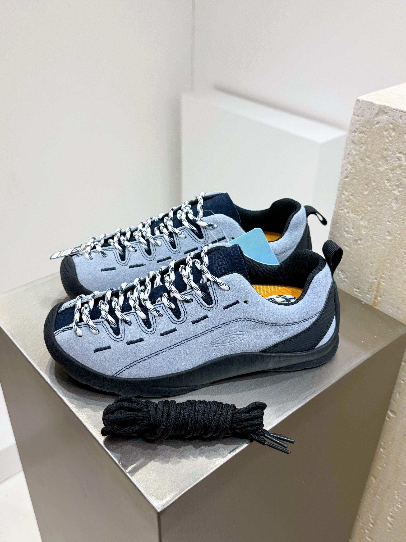 Male Sandals S