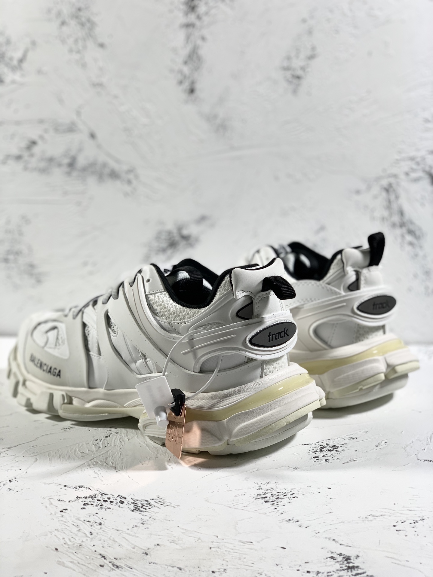 Basic Shoes M-l-s