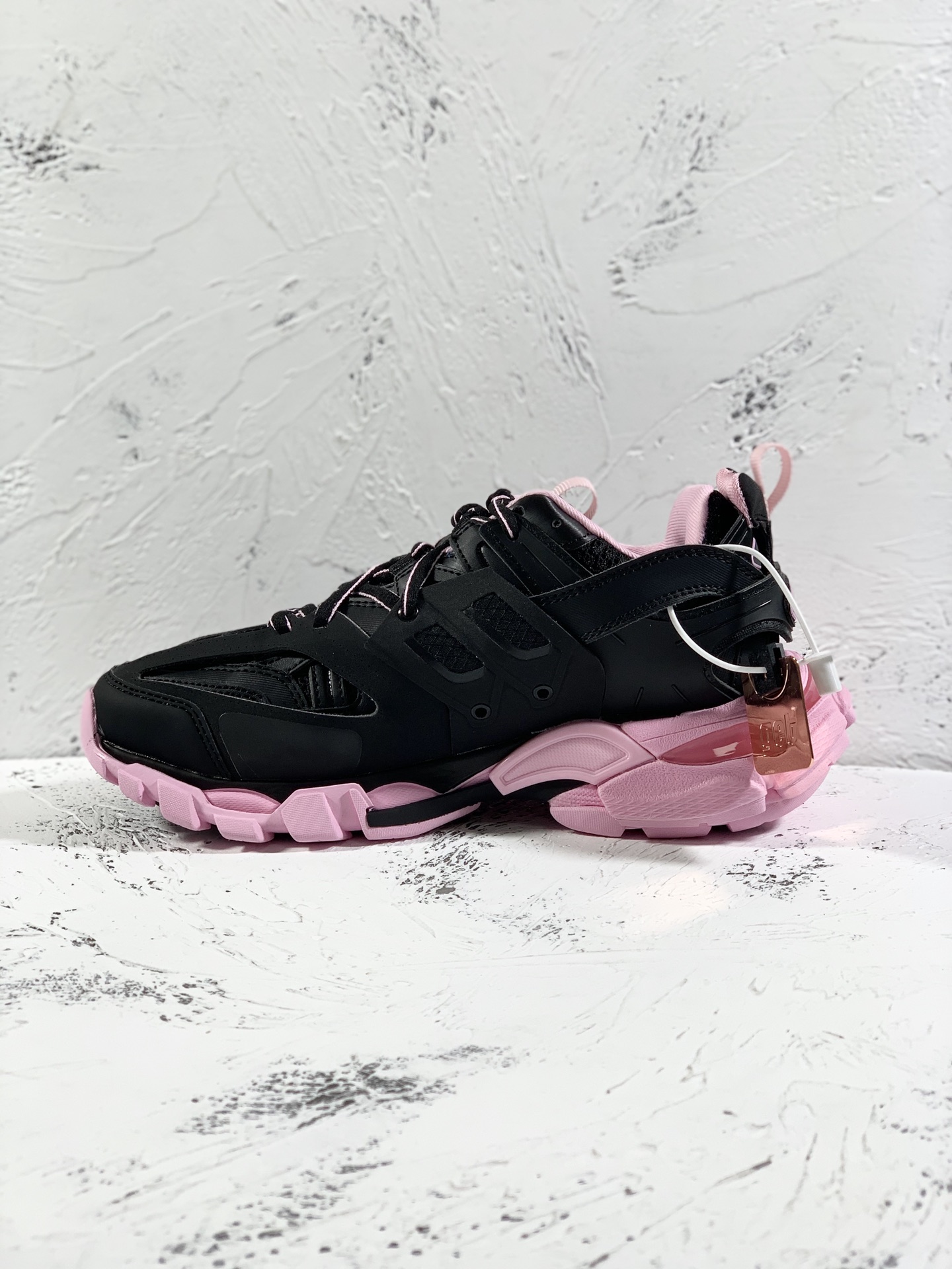 Basic Shoes M-l-s