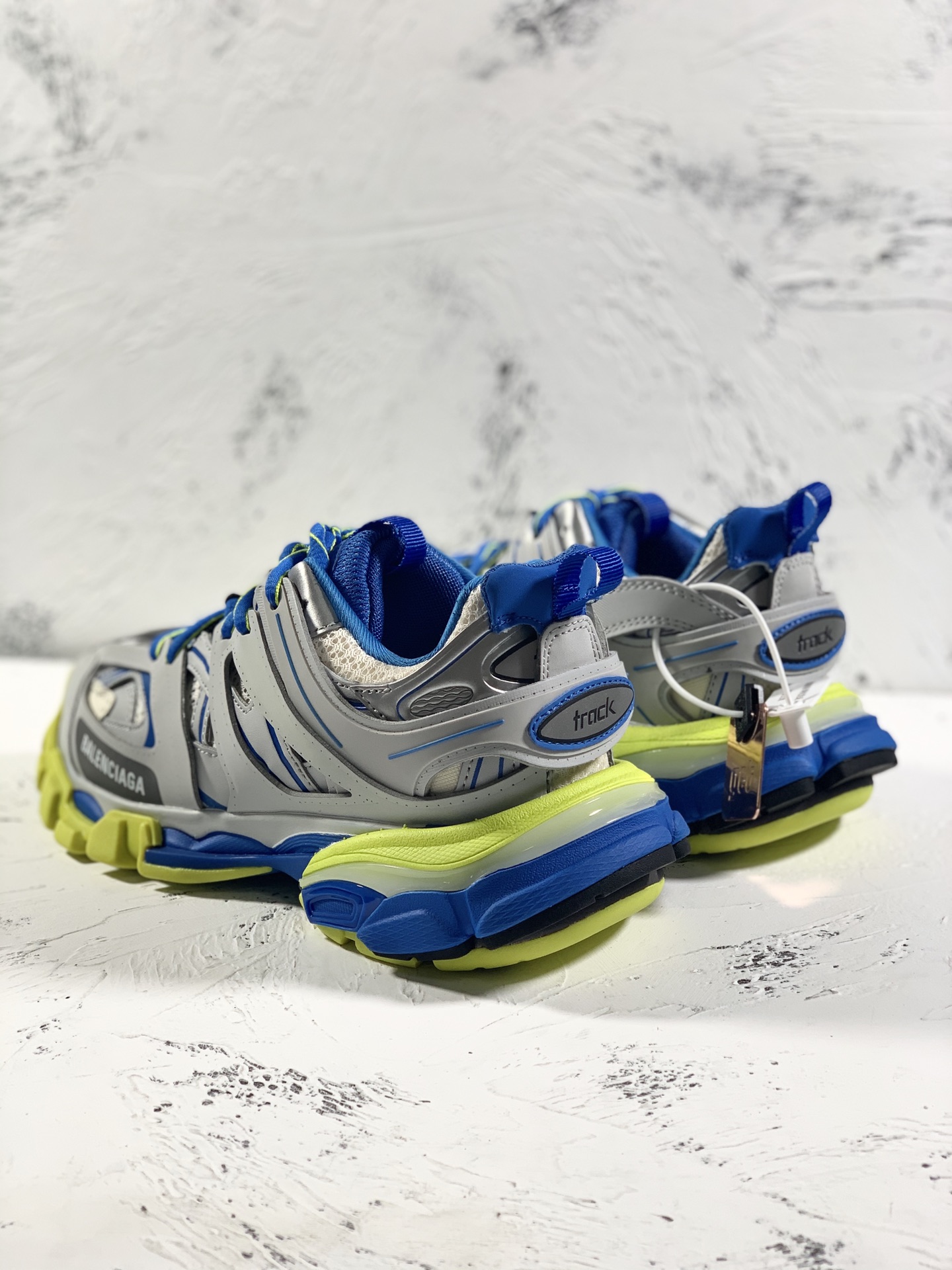Basic Shoes M-l-s
