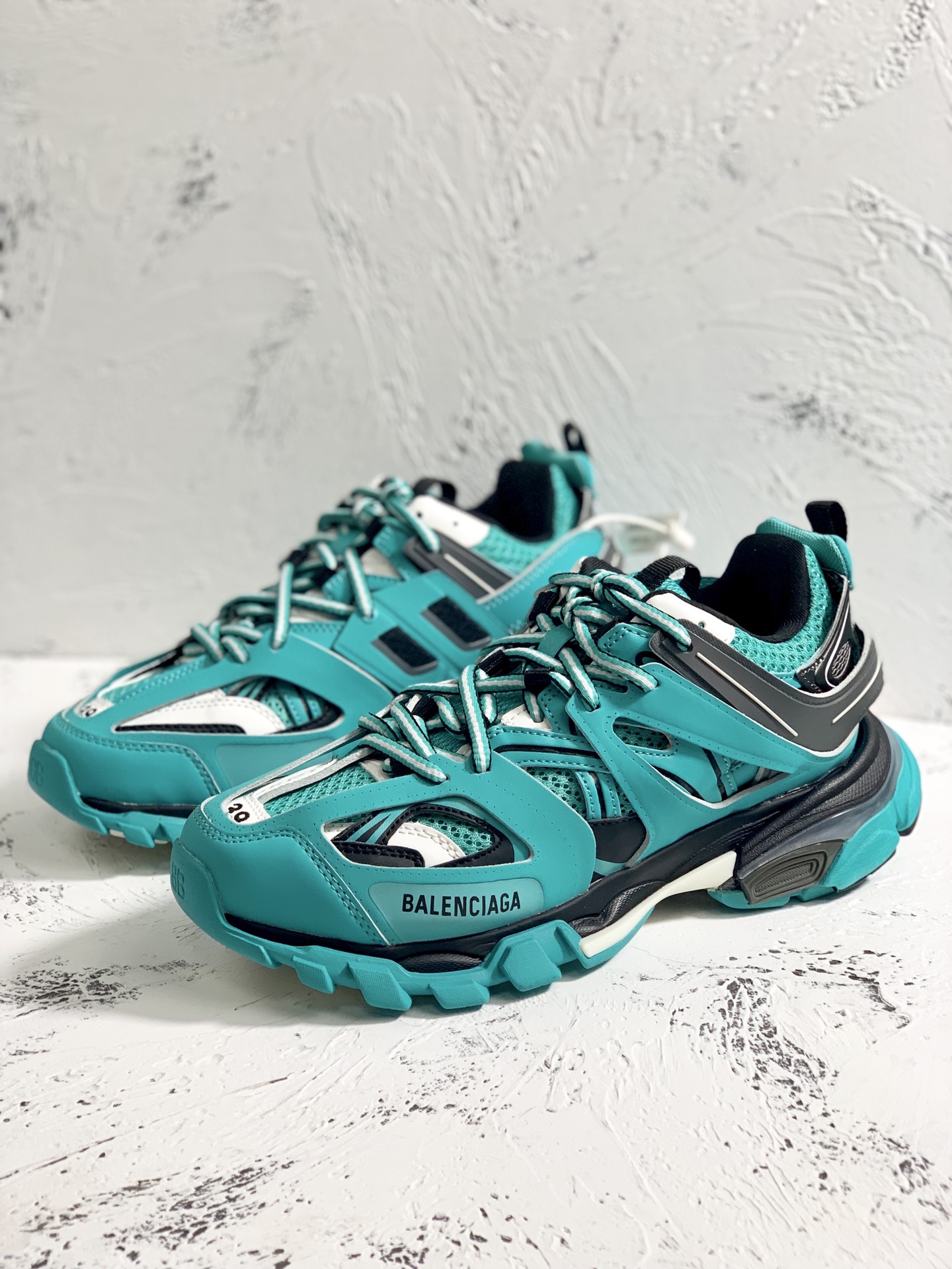 Basic Shoes M-l-s