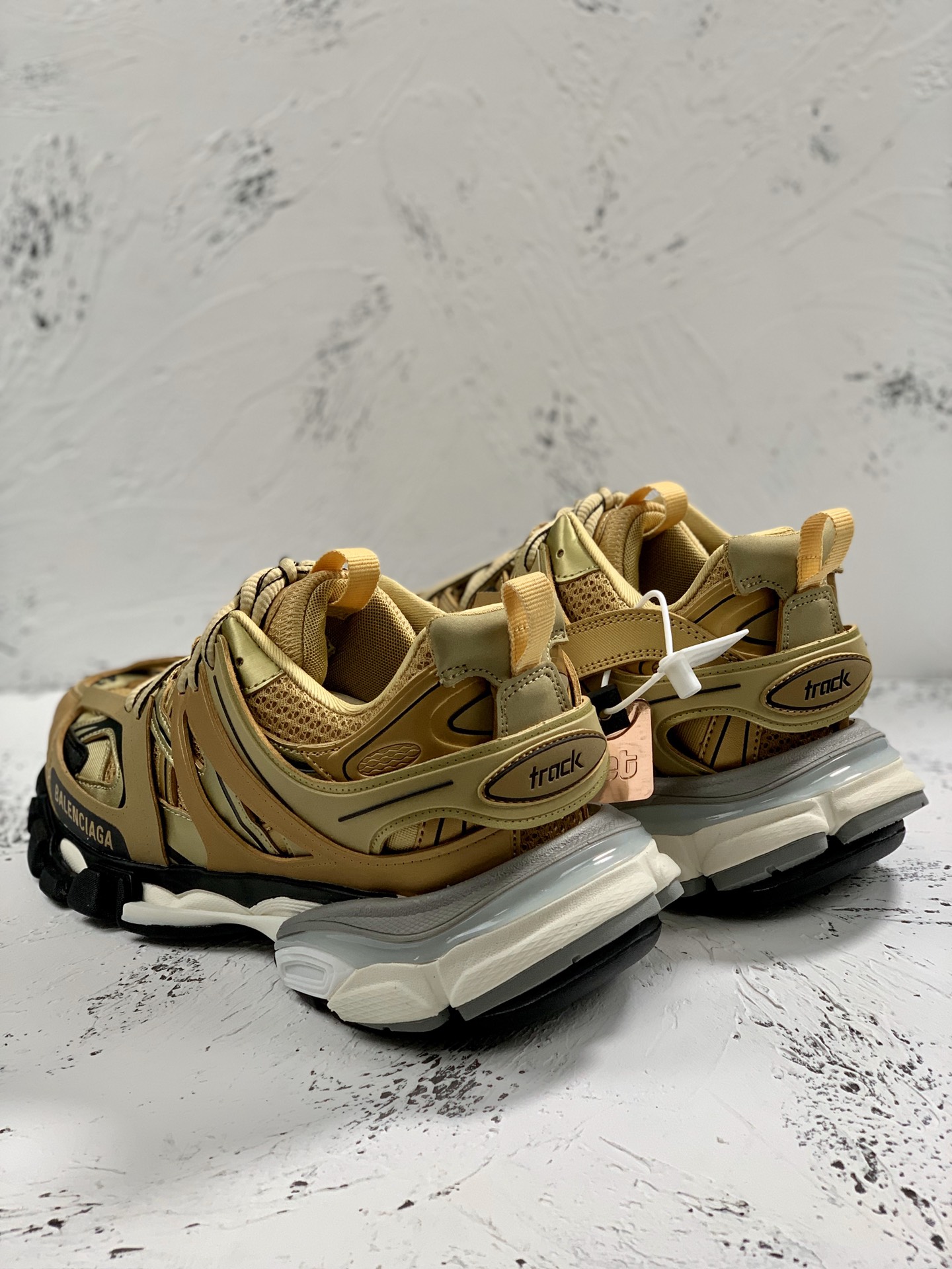 Basic Shoes M-l-s