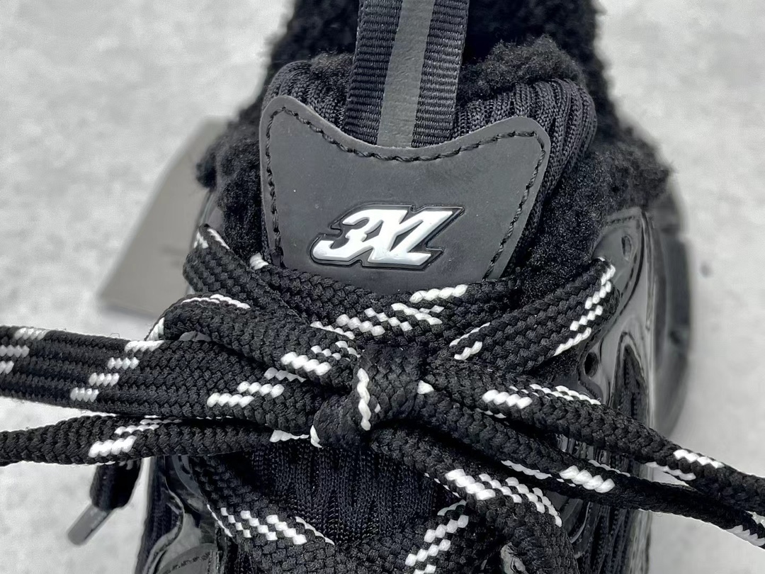 Basic Shoes Xl