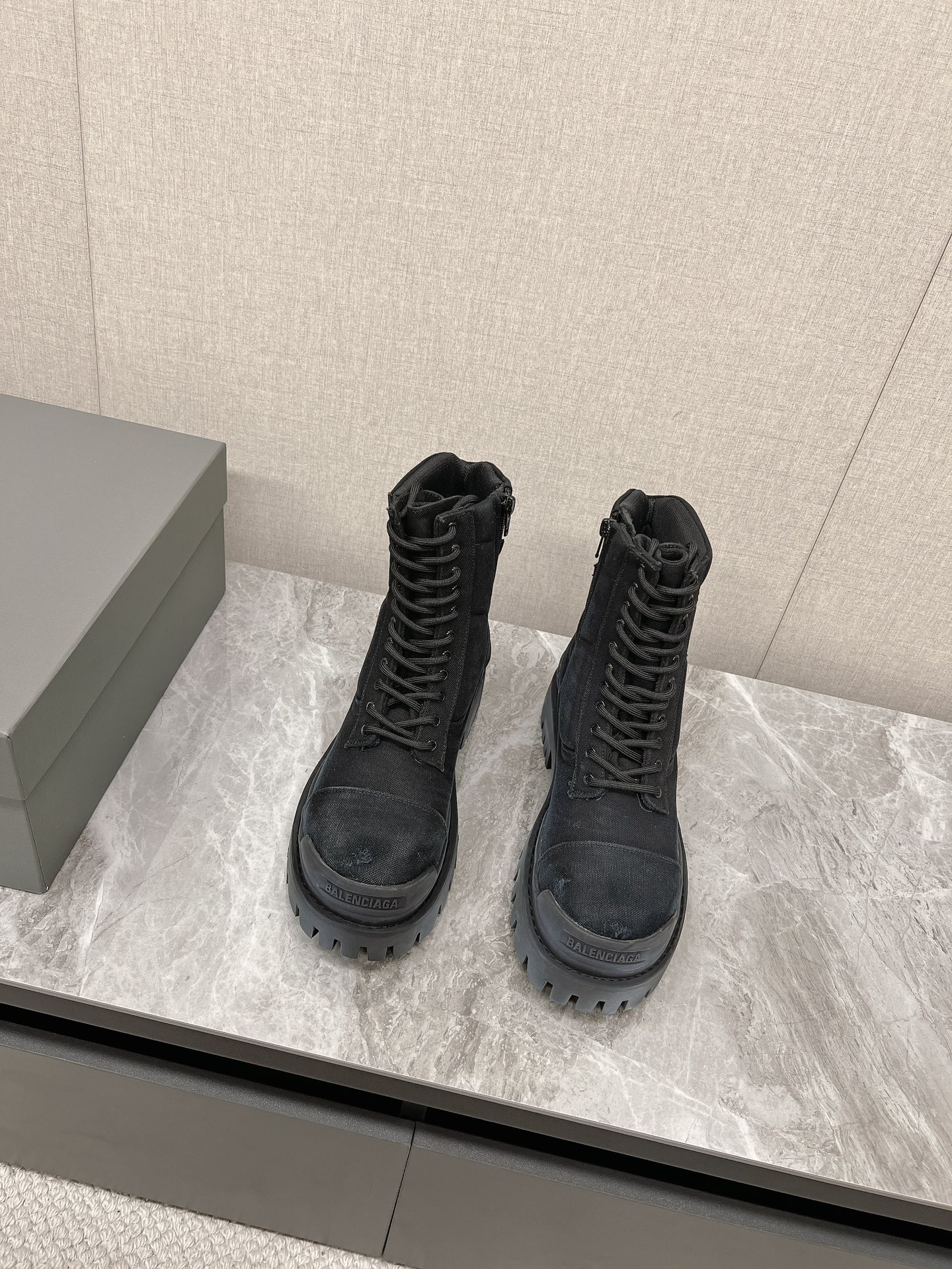 Male Basic Shoes Black L-s