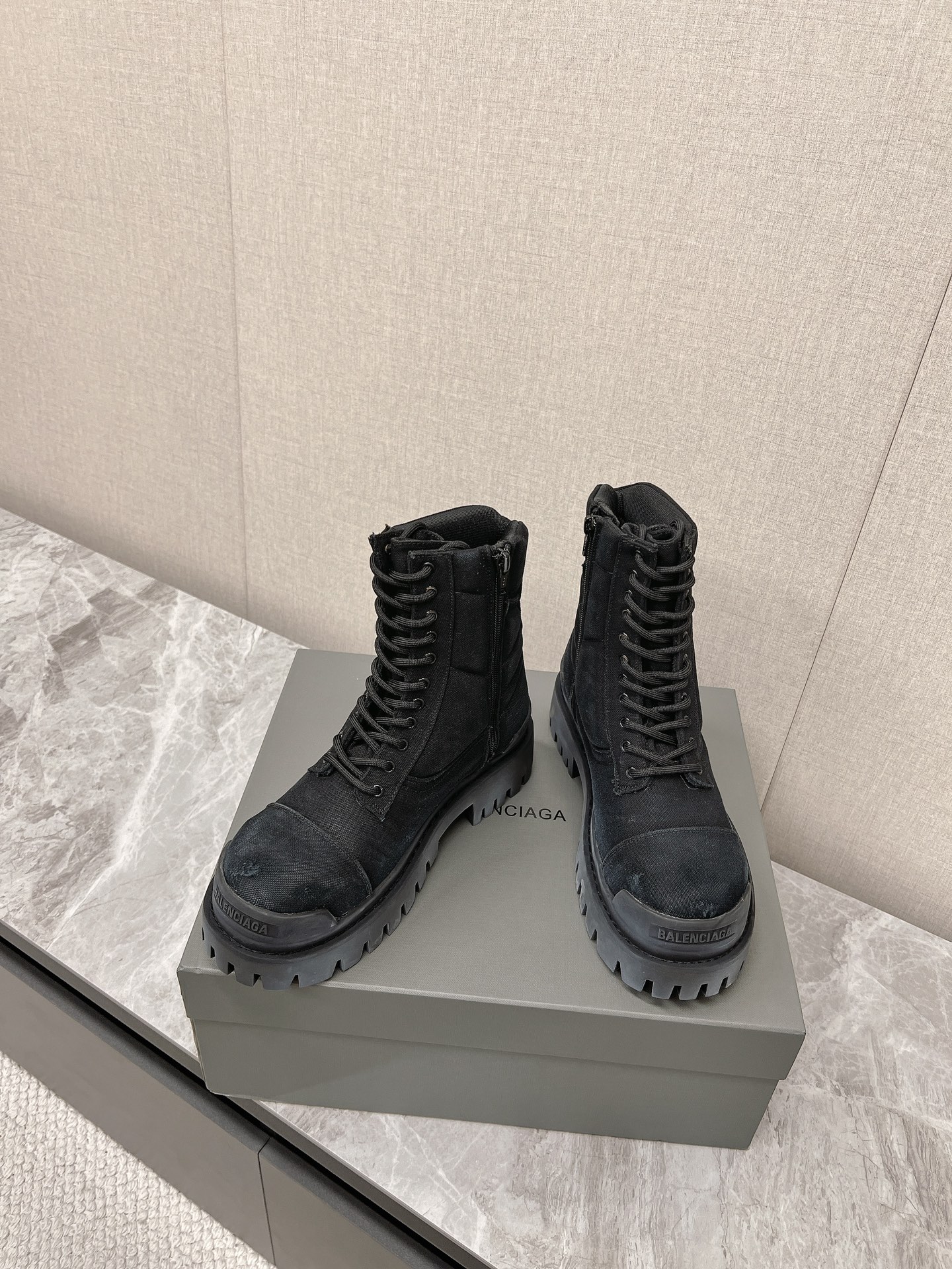 Male Basic Shoes Black L-s
