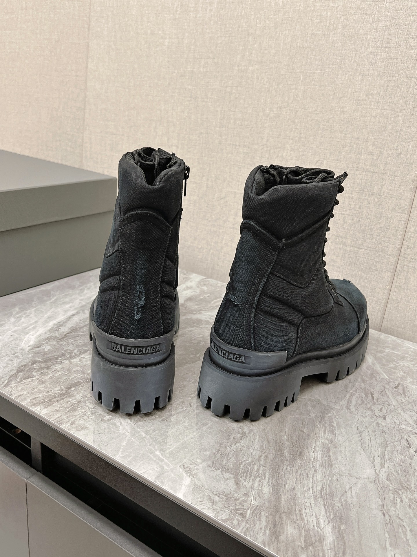 Male Basic Shoes Black L-s