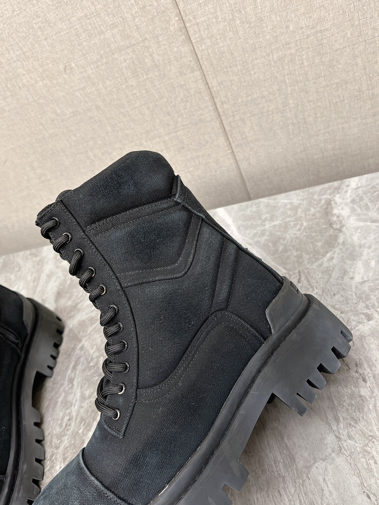 Male Basic Shoes Black L-s