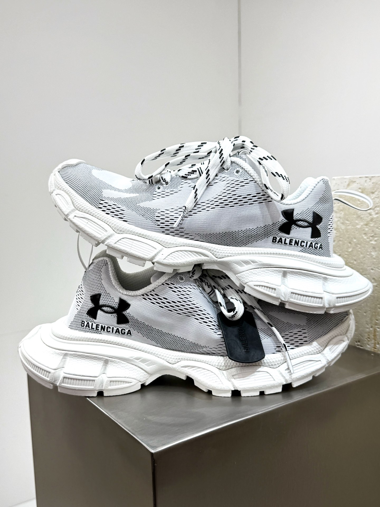 Balenciaga Basic Shoes M-l-s