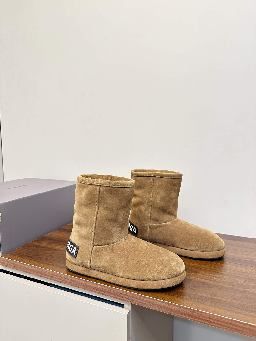Balenciaga Female Boots L-s