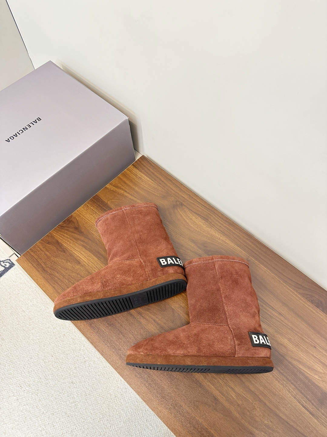 Balenciaga Female Boots L-s