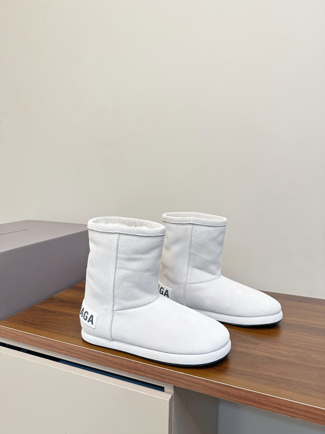 Balenciaga Female Boots L-s
