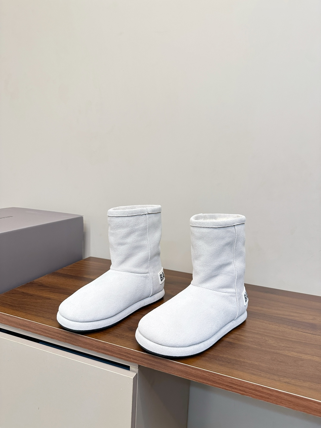 Balenciaga Female Boots L-s