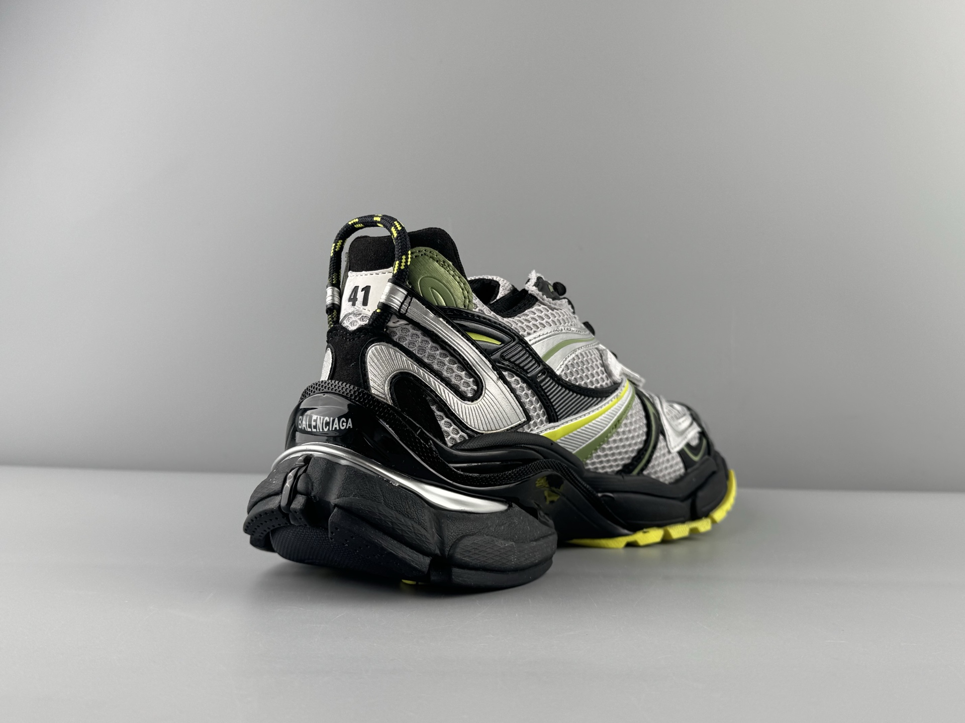 Balenciaga Basic Shoes L-s