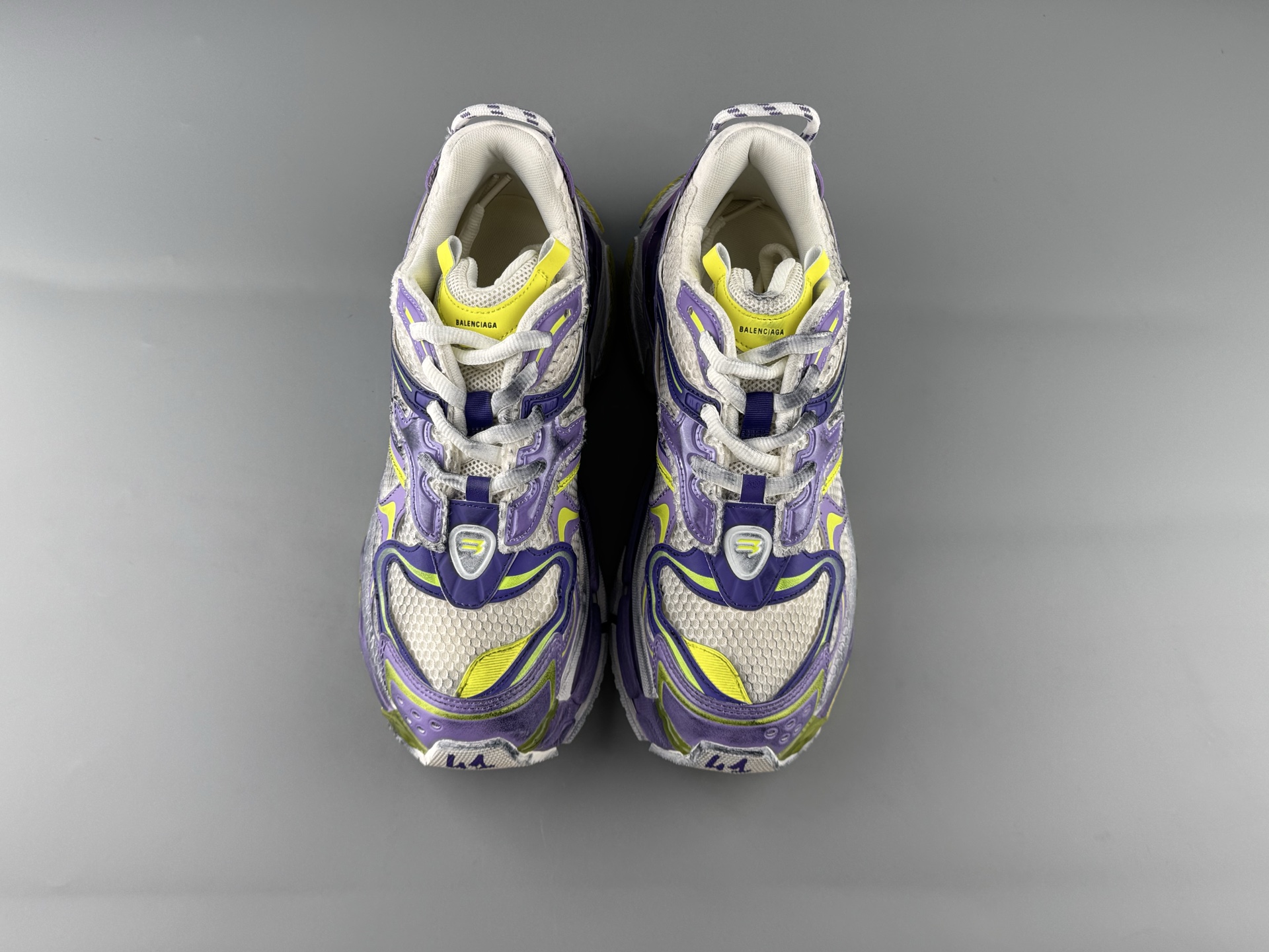 Balenciaga Basic Shoes L-s
