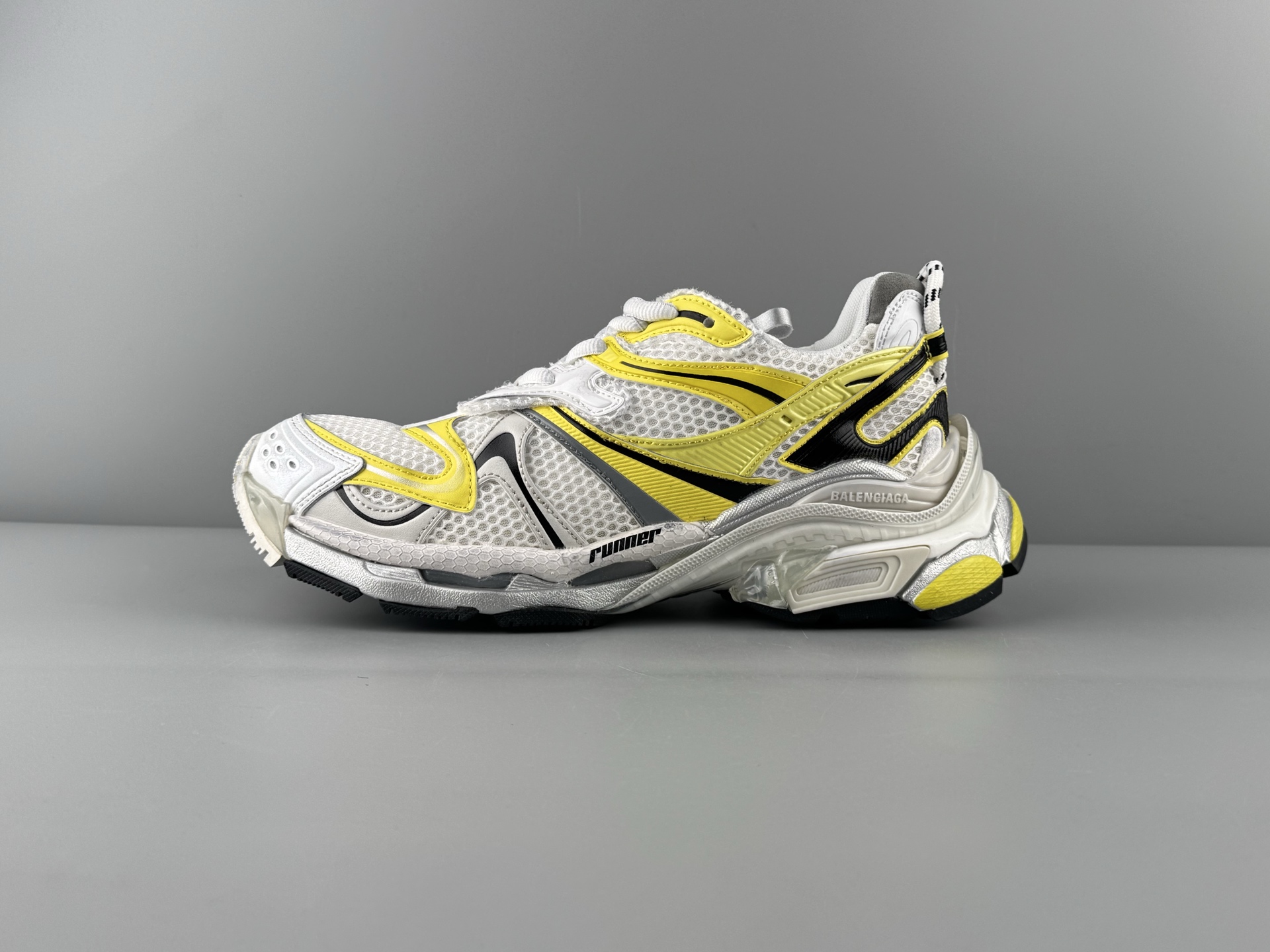 Balenciaga Basic Shoes L-s