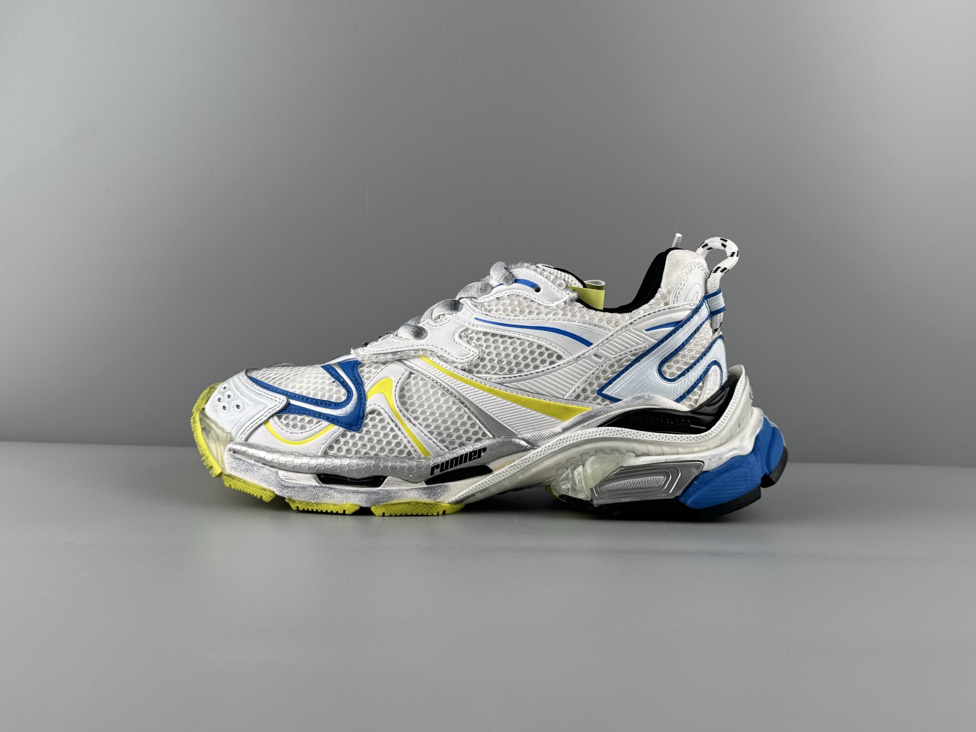 Balenciaga Basic Shoes L-s