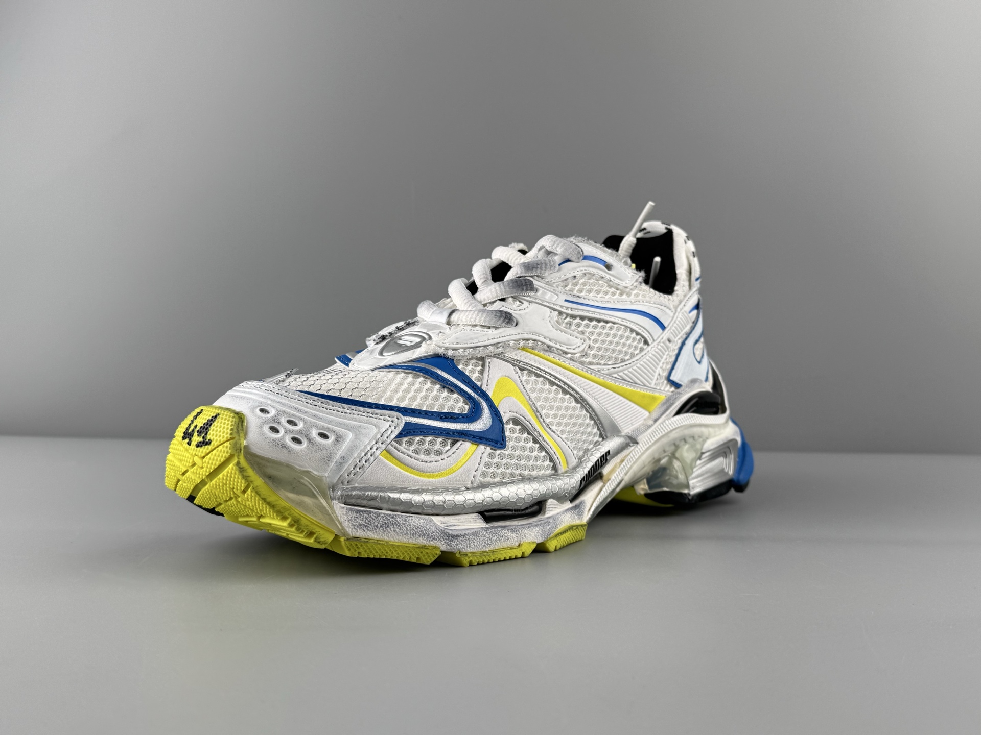 Balenciaga Basic Shoes L-s