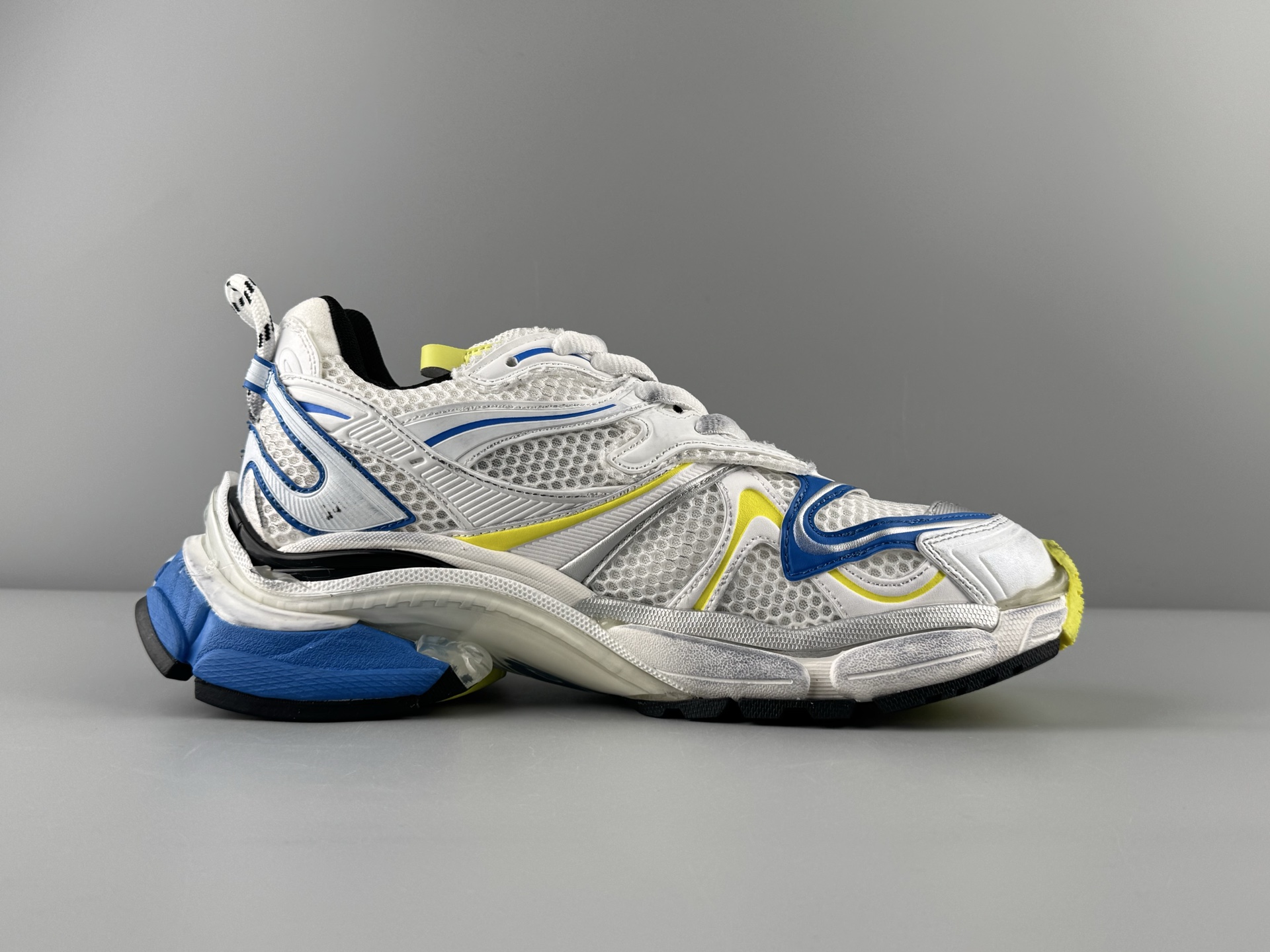 Balenciaga Basic Shoes L-s