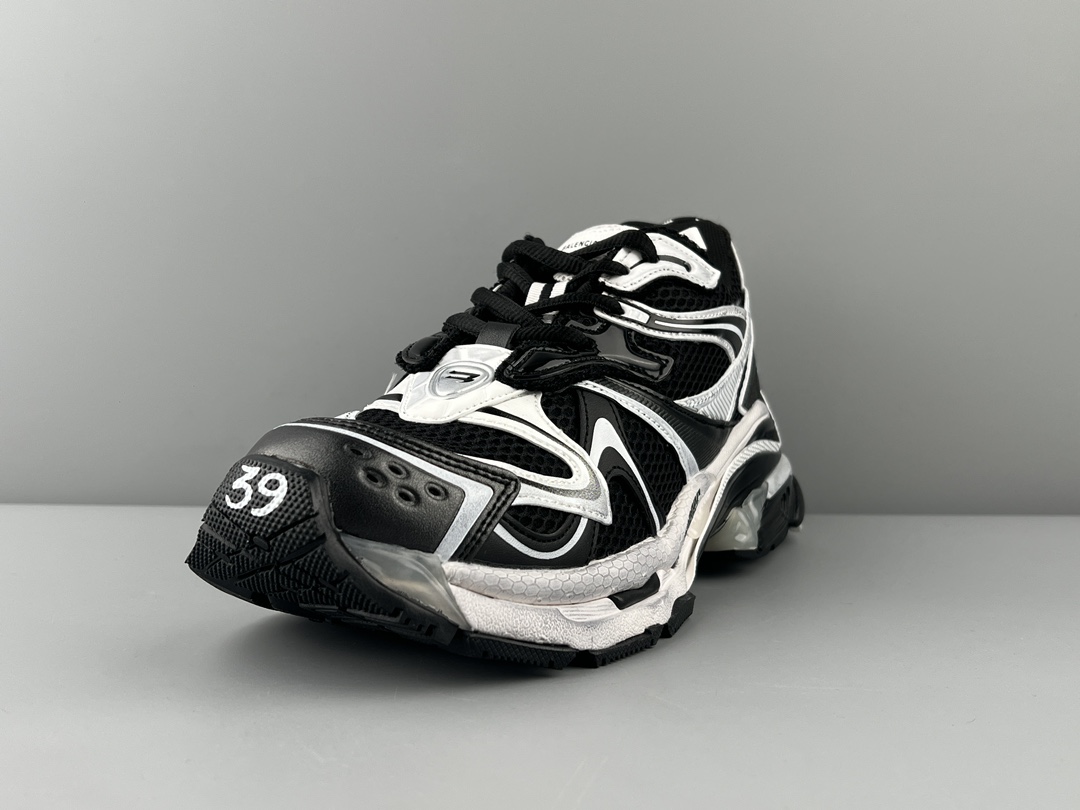 Balenciaga Basic Shoes L-s