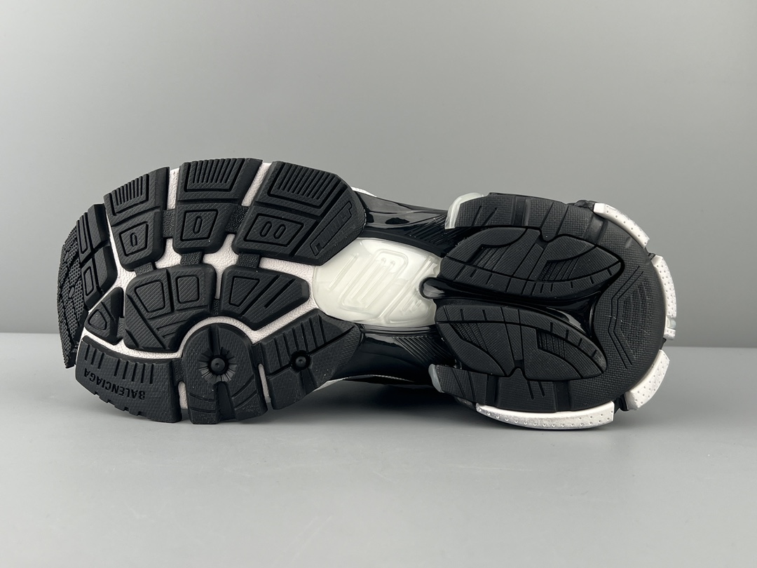 Balenciaga Basic Shoes L-s