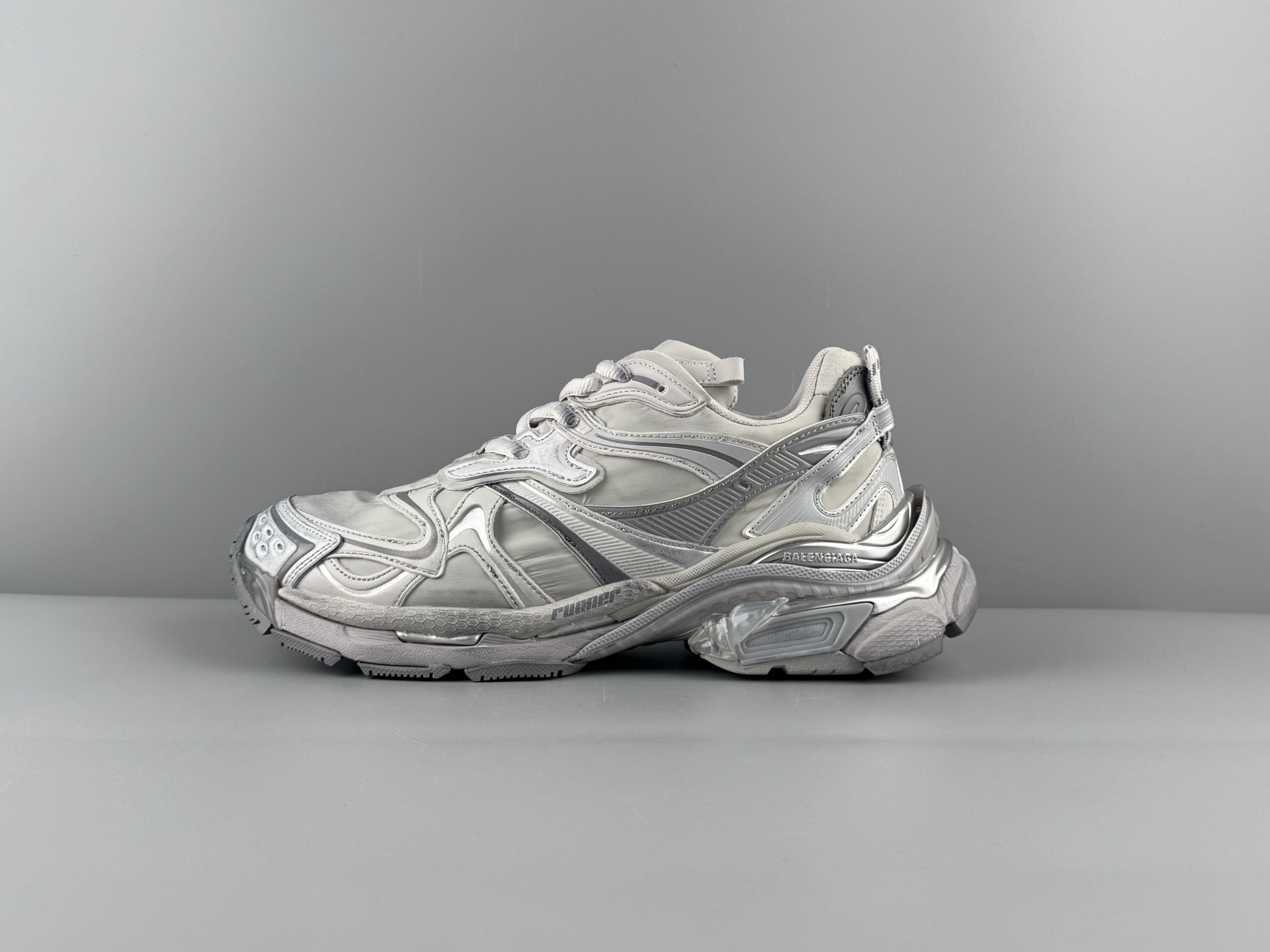Balenciaga Basic Shoes L-s