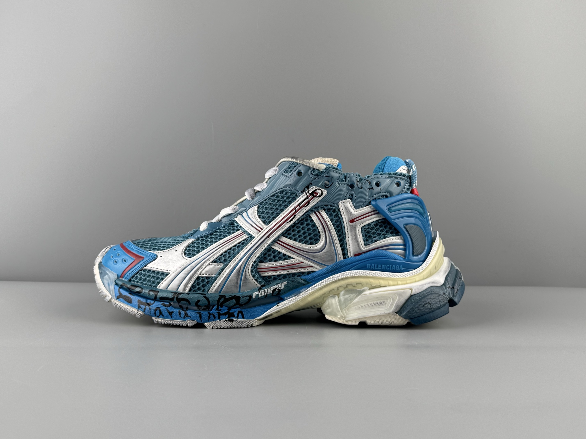 Balenciaga Basic Shoes L-s