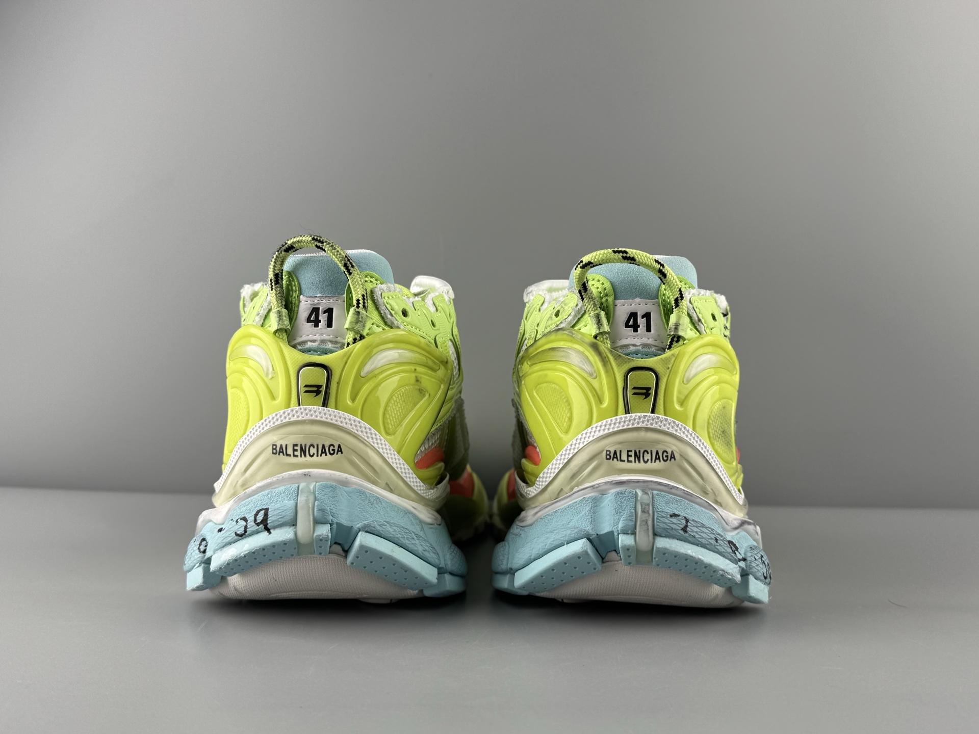 Balenciaga Basic Shoes L-s
