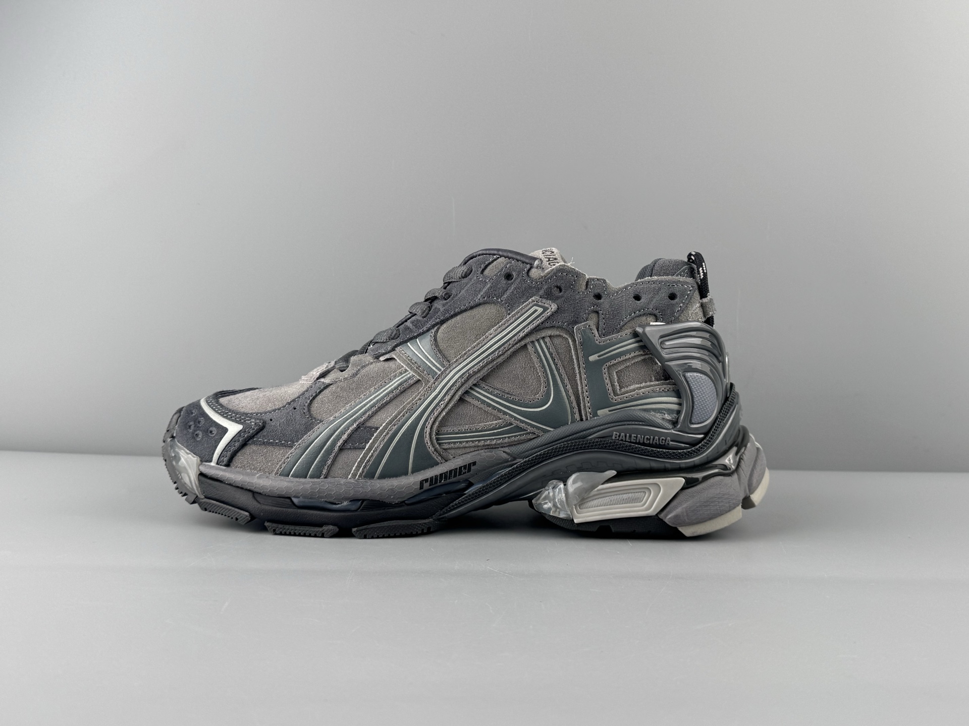 Balenciaga Basic Shoes L-s