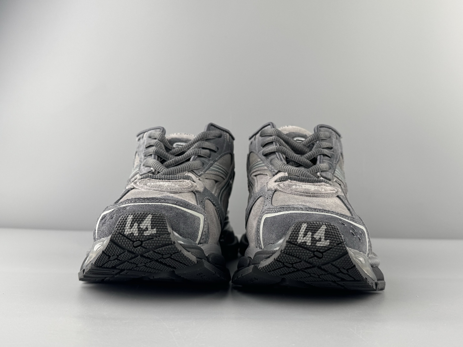 Balenciaga Basic Shoes L-s