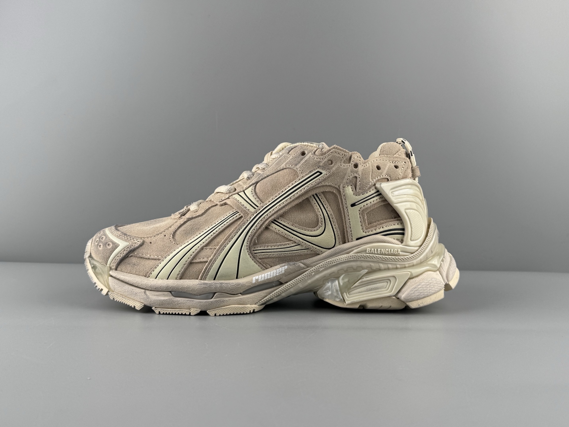 Balenciaga Basic Shoes L-s
