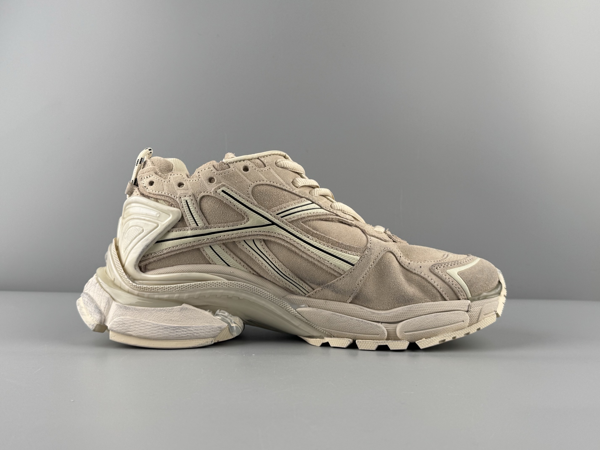 Balenciaga Basic Shoes L-s