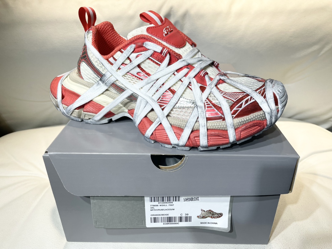 Balenciaga Basic Shoes L-s