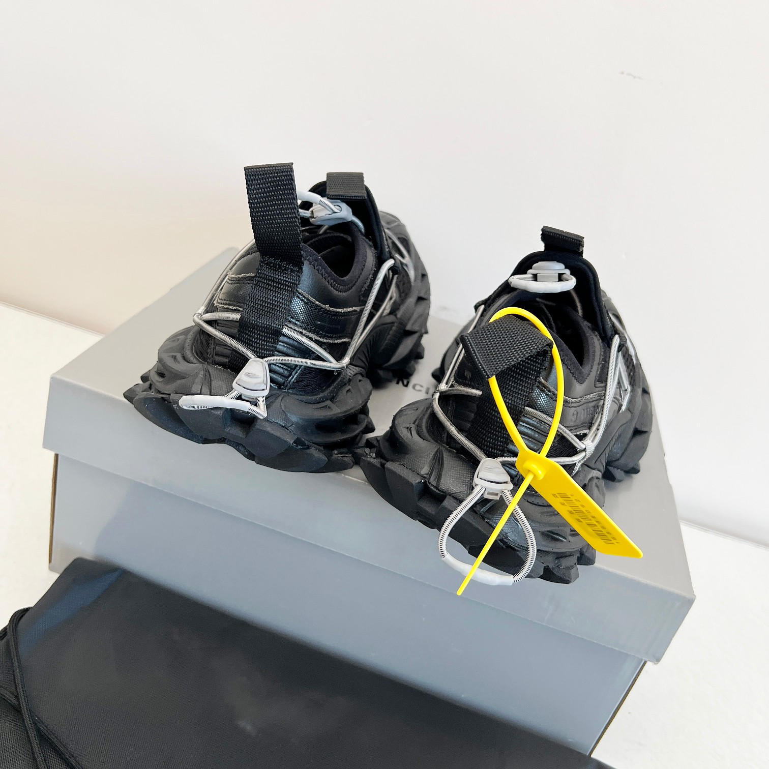 Balenciaga Male Basic Shoes L
