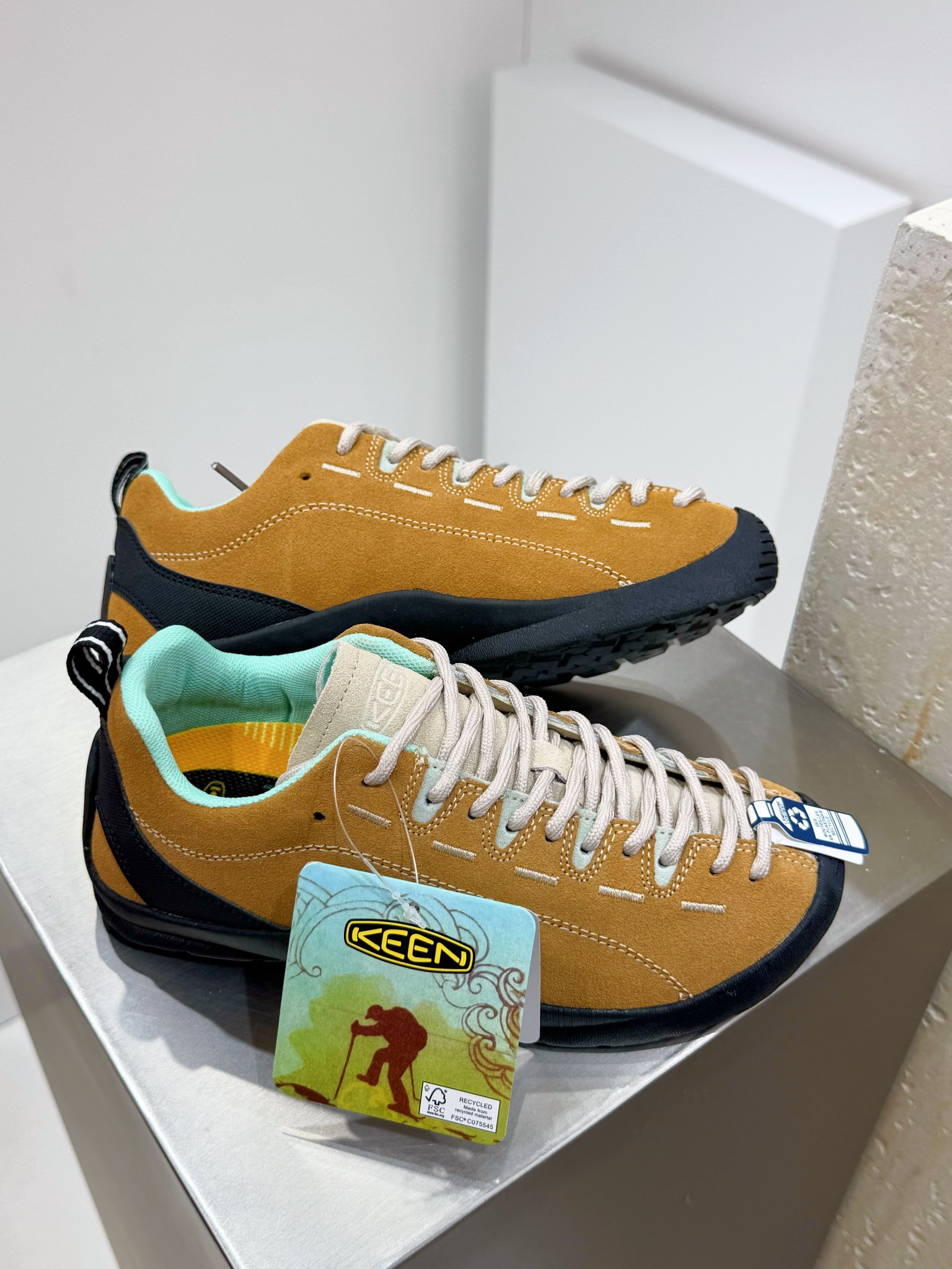 Male Sandals S