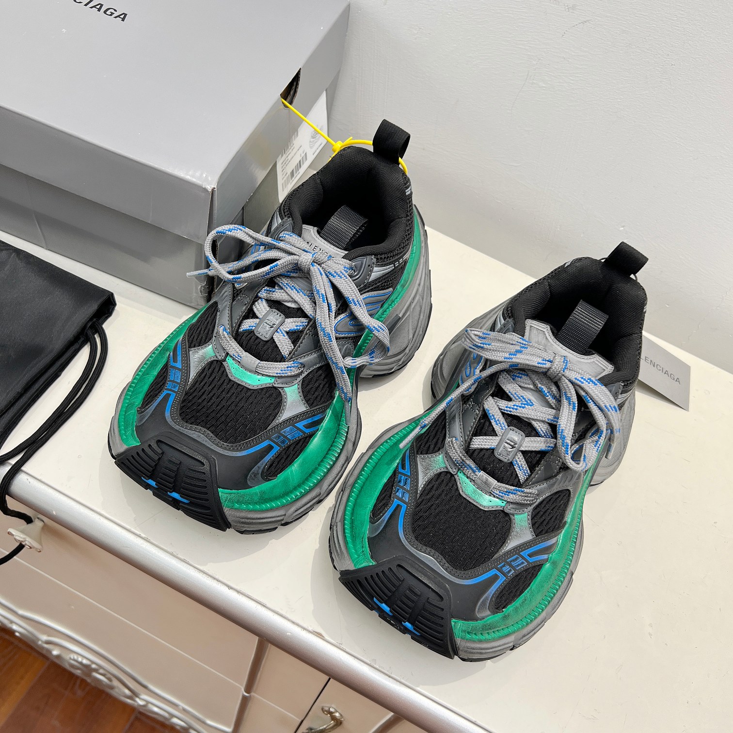 Balenciaga Sneakers Breathable L-s-xl
