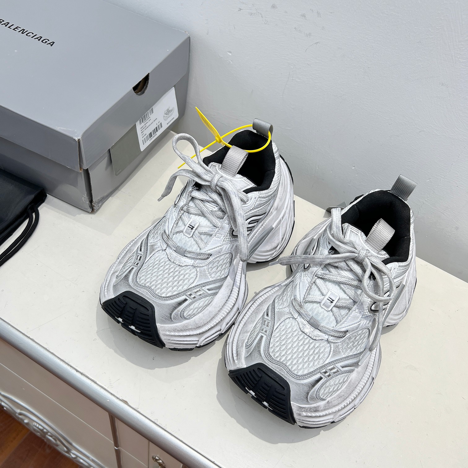 Balenciaga Sneakers Breathable L-s-xl