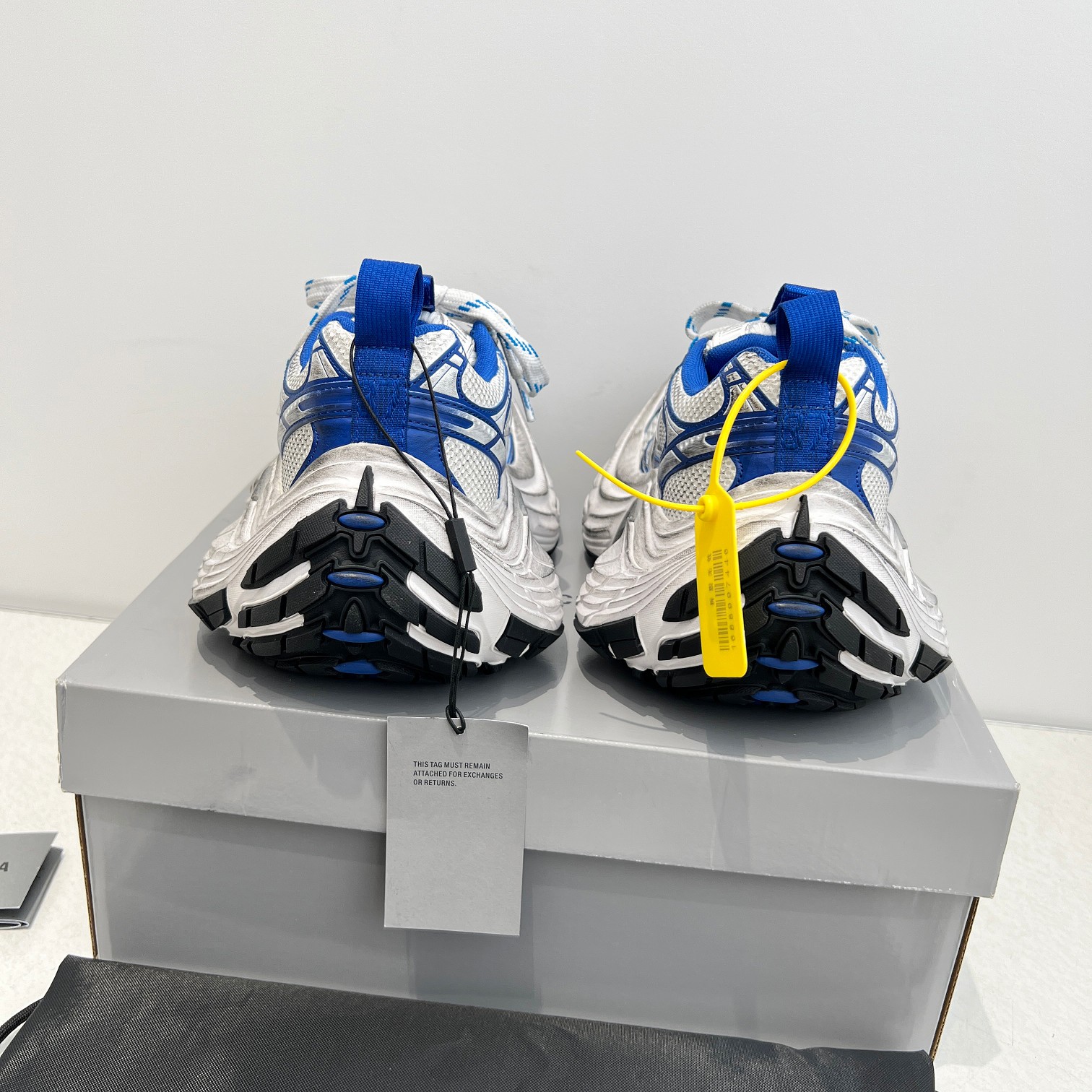 Balenciaga Sneakers Breathable L-s-xl