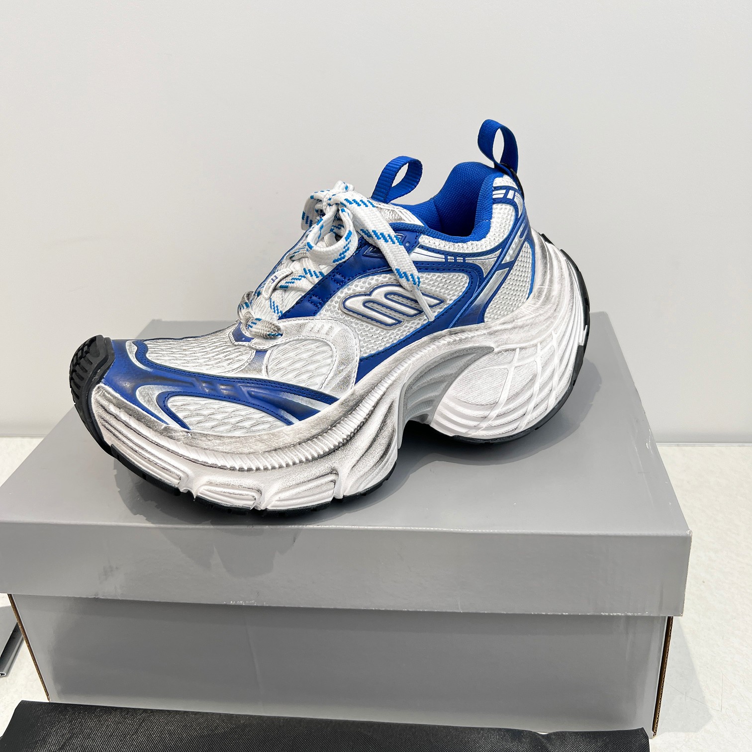Balenciaga Sneakers Breathable L-s-xl