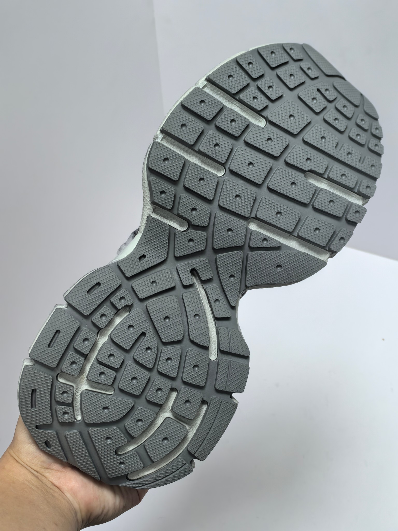 Balenciaga Basic Shoes L-s