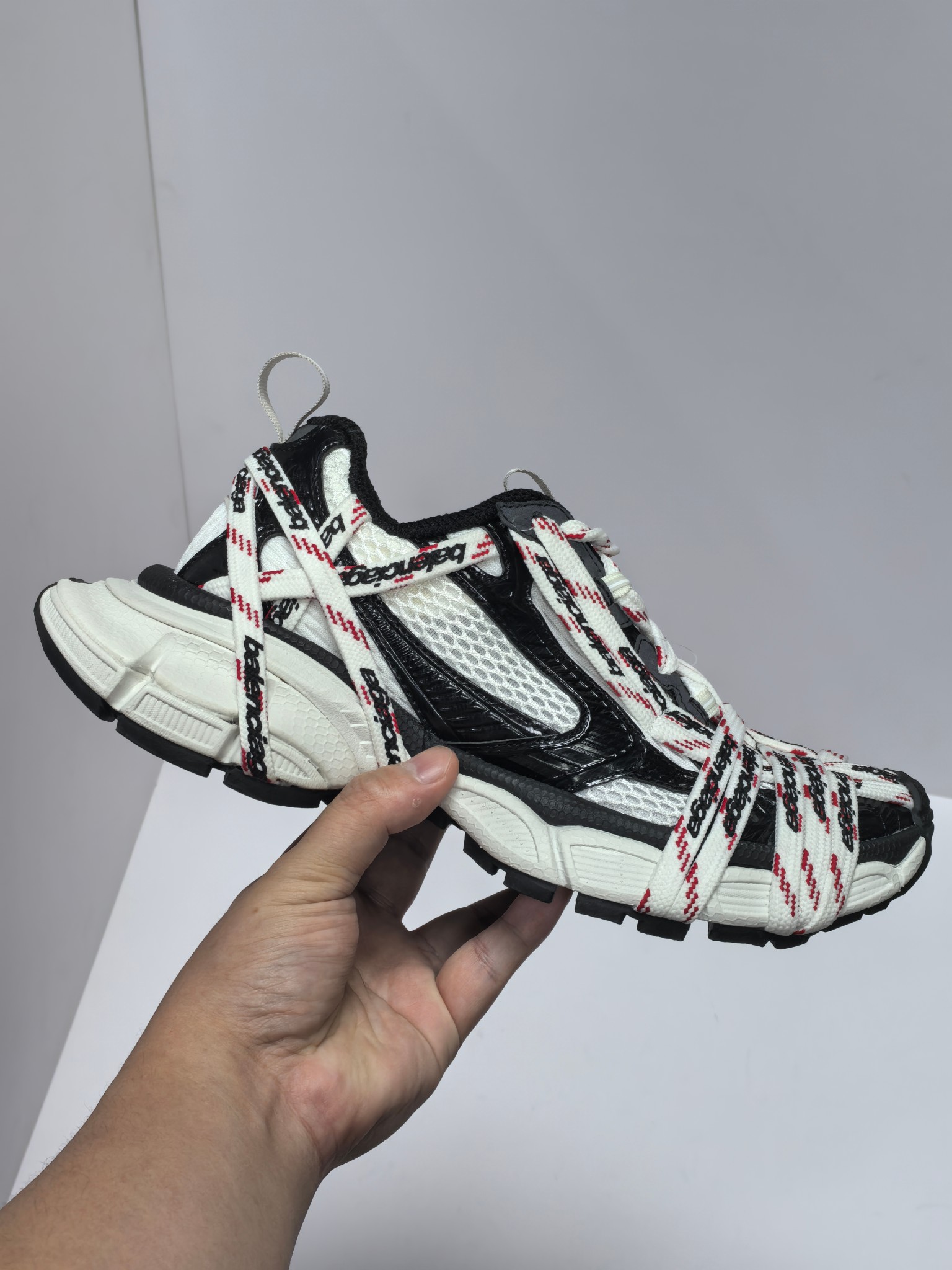 Balenciaga Basic Shoes L-s